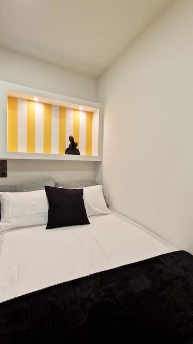 Faronita - Luxury Apt In The Heart Of Kalamata Extérieur photo